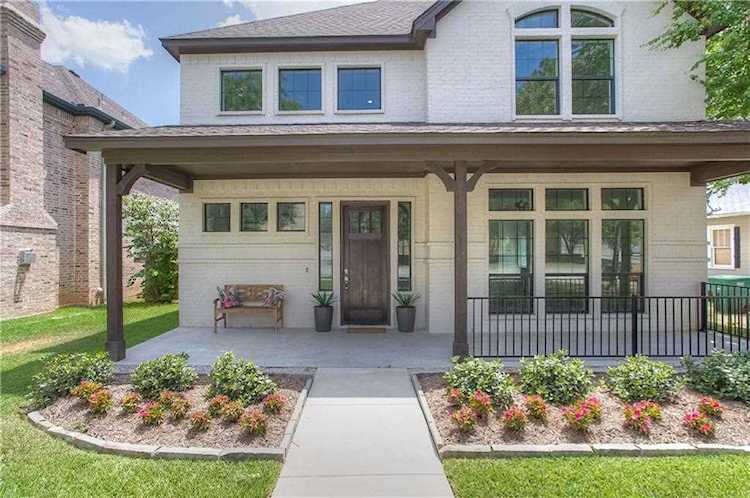 5425 Pershing Avenue Fort Worth, TX 76107