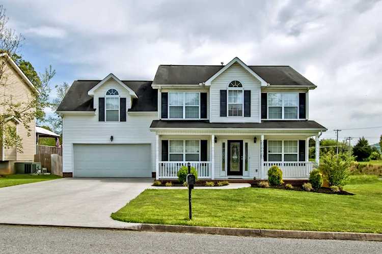 2708 Summertime Ln Knoxville, TN 37938 | MLS 1082703 Photo 1