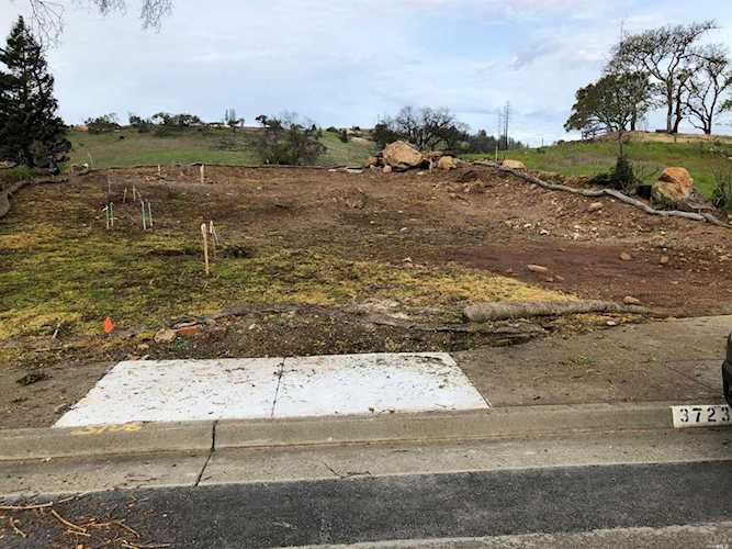 3723 Cannes Place Santa Rosa, CA 95403 | MLS 21907544 Photo 1