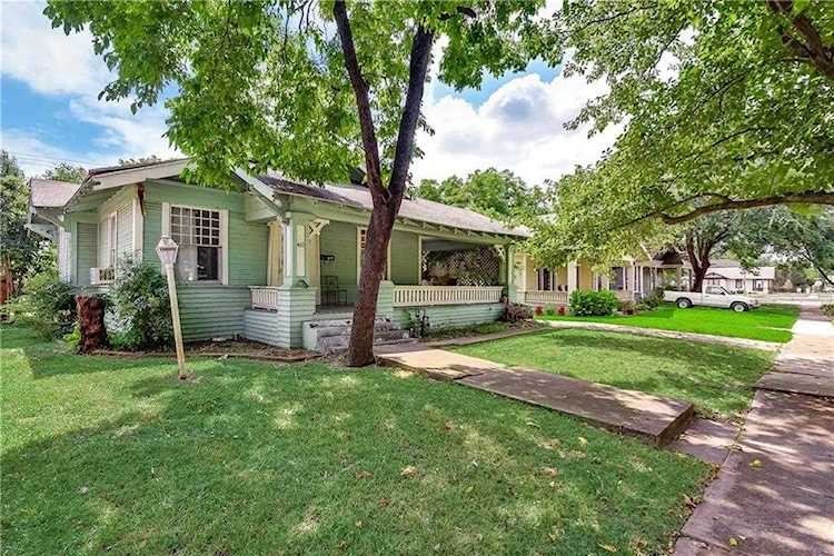 410 S Willomet Avenue Dallas, TX 75208