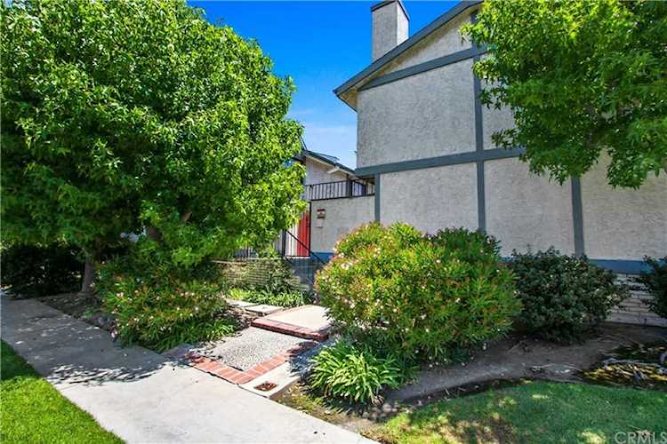 4229 W Rosecrans #17 Lawndale, CA 90250 | MLS SB19185062 Photo 1