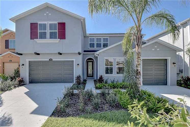 17923 Woodland View Drive Lutz, FL 33548