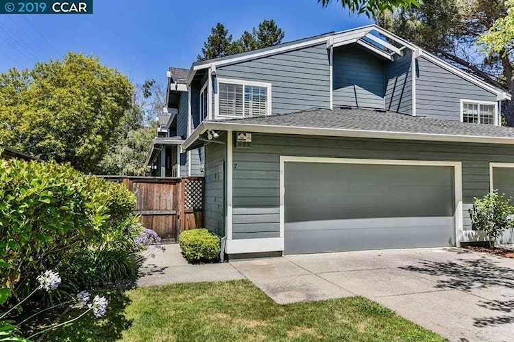 7 Natividad Lane Moraga, CA 94556 | MLS 40875176 Photo 1