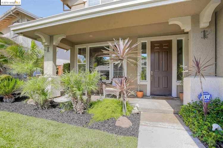 2533 Crescent Way Discovery Bay, CA 94505 | MLS 40875272 Photo 1