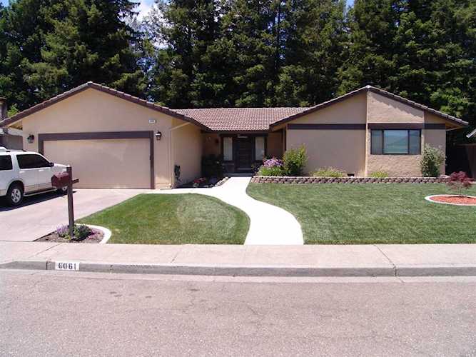 6061 Diane Court Rohnert Park, CA 94928 | MLS 21914153 Photo 1