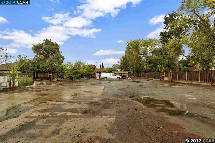 1965 Risdon Road Concord, CA 94518