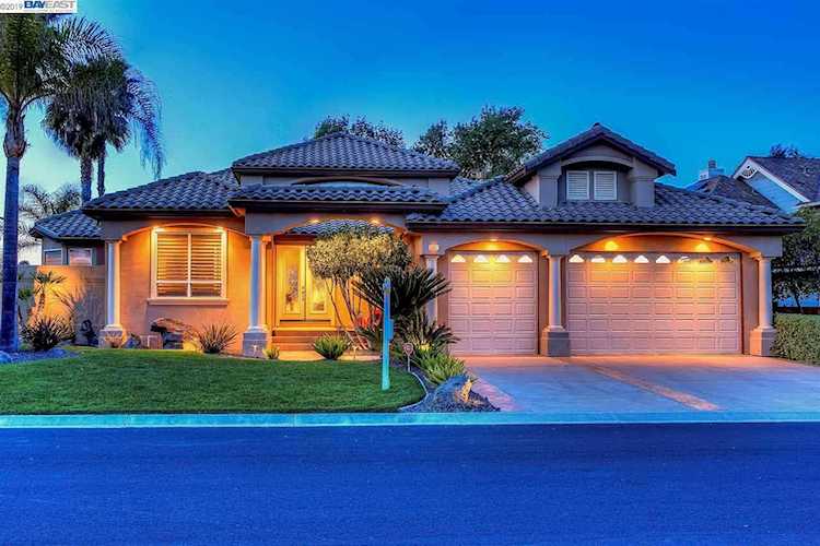 5681 Augusta Ct Discovery Bay, CA 94505 | MLS 40860732 Photo 1