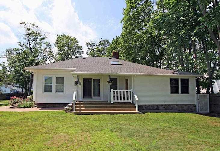 88 Pleasant View Ave, Braintree, MA 02184 - $470,000 - MLS#72546065 Photo 1