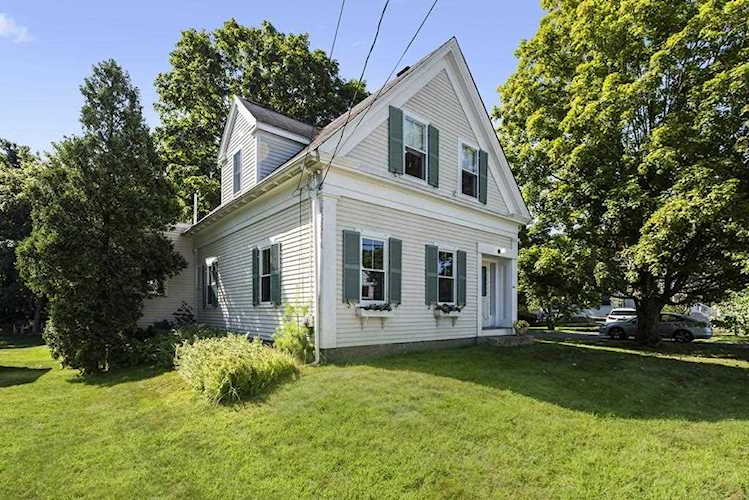 531 Pleasant St Weymouth, MA 02190 | MLS 72546072 Photo 1
