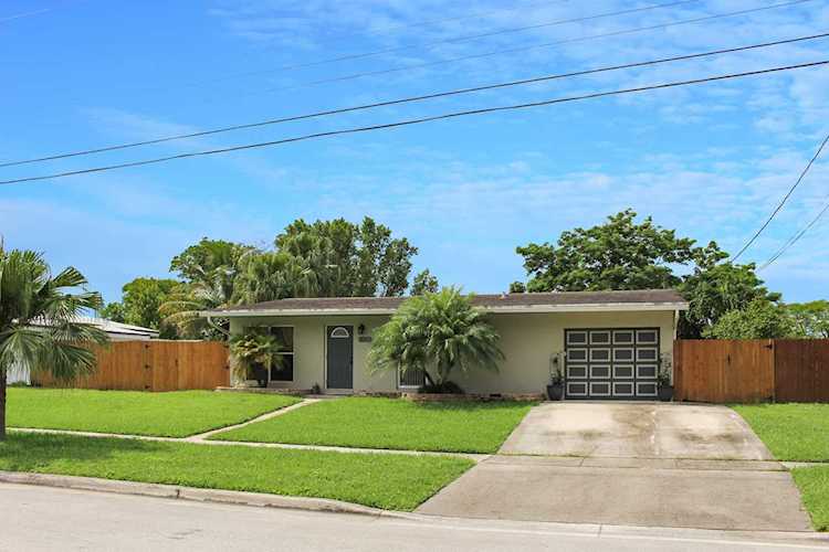 6138 NW 19Th Street Margate, FL 33063