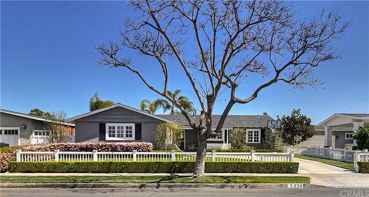 2024 Highland Drive Newport Beach, CA 92660 | MLS NP19188686 Photo 1