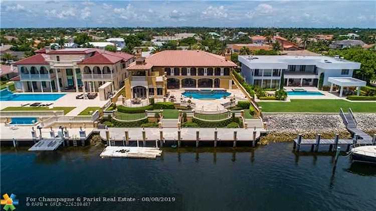 4210 NE 31st Ave (Intracoastal Drive) Lighthouse Point, FL 33064