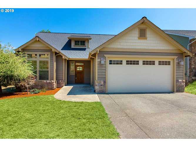 We Know Roseburg | 949 SE Golden Eagle Ave, Roseburg, OR, 97470 Photo 1