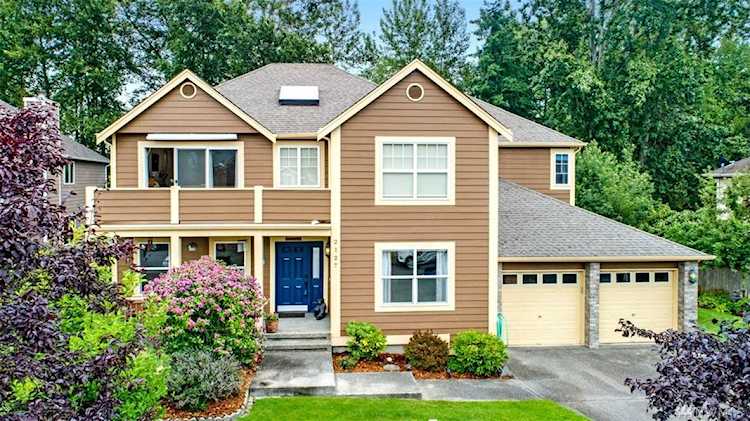2127 20th St SE Puyallup, WA 98372 | MLS ® 1501787 Photo 1