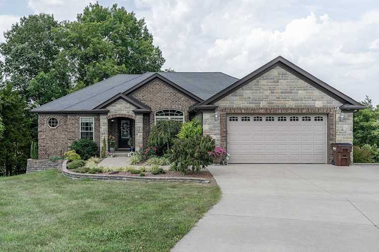 136 Scarsdale Ln Fisherville, KY 40023
