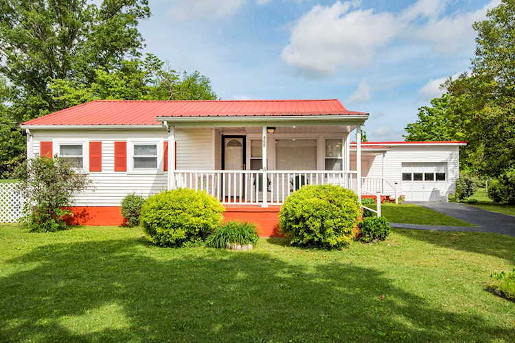 805 NW Hickory Dr Knoxville, TN 37912 | MLS 1080022 Photo 1