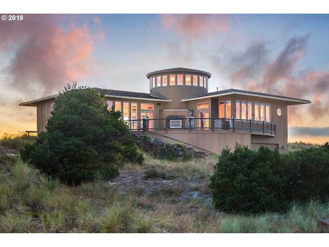 359 Salishan Dr Gleneden Beach, OR 97388