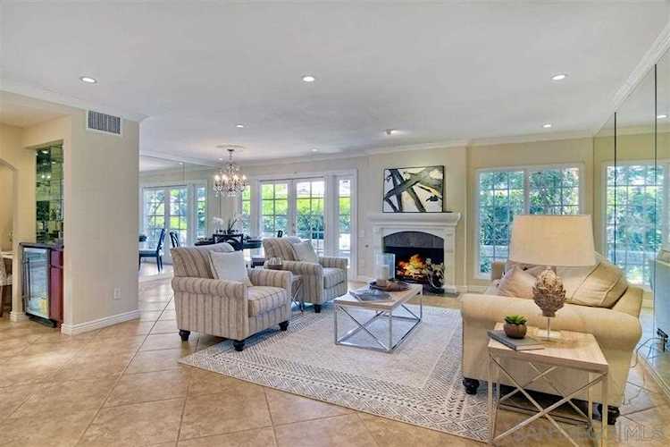 2179 Caminito Tiburon La Jolla, CA 92037