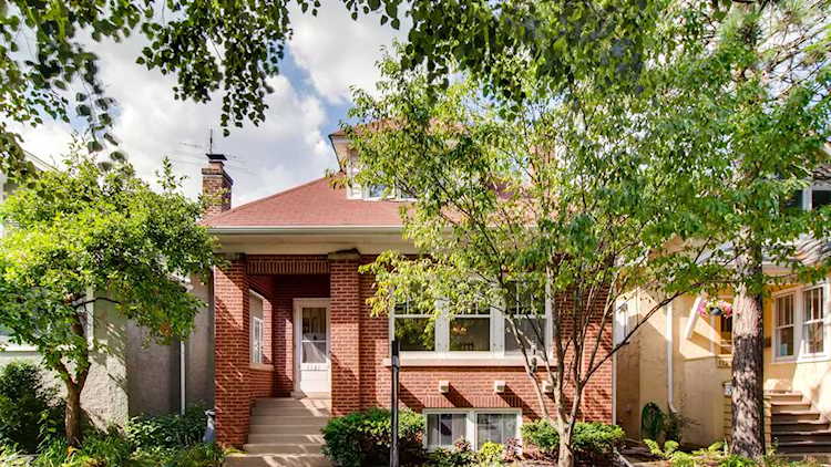 1131 Cleveland St Evanston, IL 60202