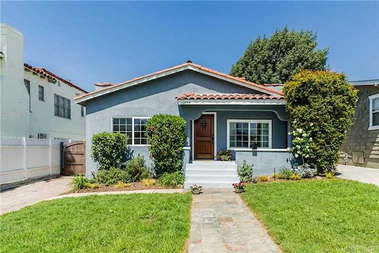 1355 S Tremaine Avenue, Los Angeles, CA 90019 | MLS #SR19189893 Photo 1
