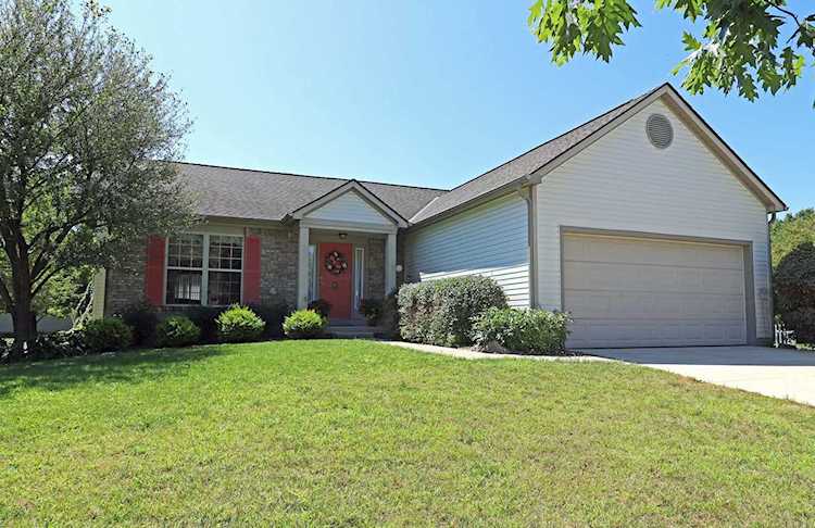 5045 Edgeley Drive Hilliard, OH 43026 | MLS 219029913 Photo 1
