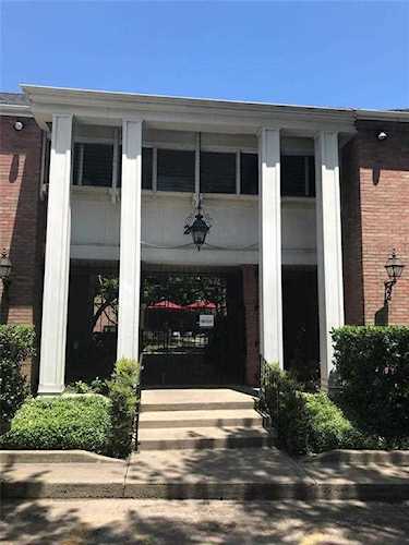 2711 Briarhurst Dr Houston, TX 77057