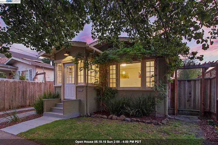 1240 Cornell Avenue Berkeley, CA 94706 | MLS 40877386 Photo 1