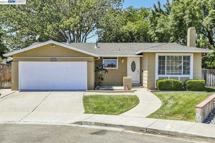 4674 Corday Ct. Pleasanton, CA 94588 | MLS 40877633 Photo 1