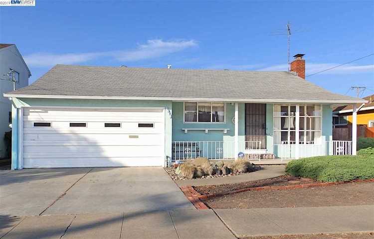 3814 Monterey Blvd San Leandro, CA 94578 | MLS 40877835 Photo 1