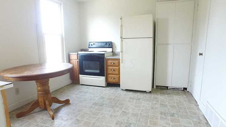 145 E Walnut Street Lancaster, OH 43130 | MLS 219030223 Photo 1