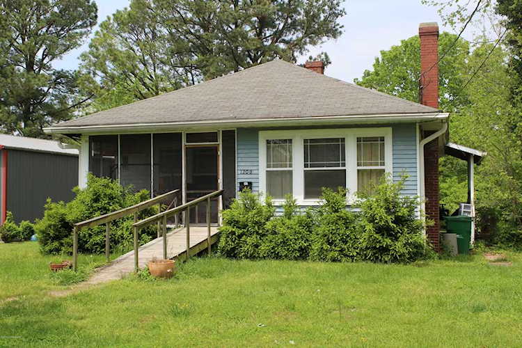 1208 Elm St West Point, KY 40177 | MLS 1530880 Photo 1