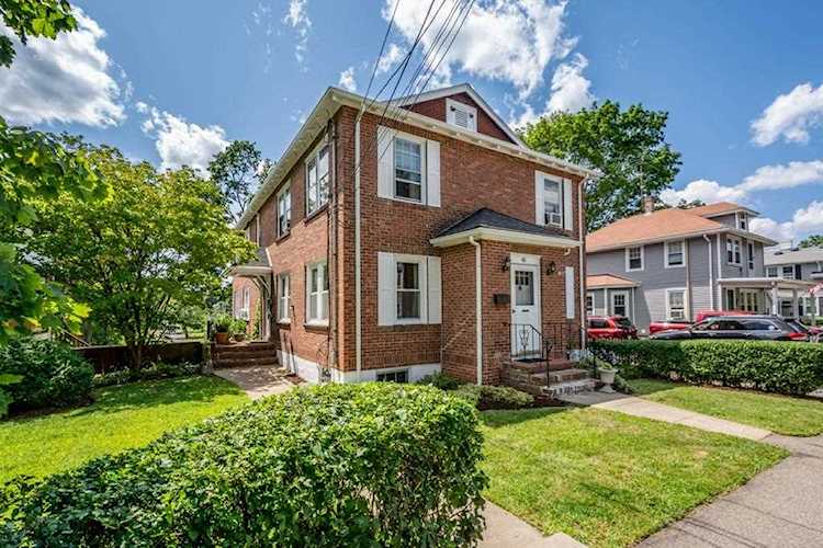 45 Longwood Rd, Quincy, MA 02169 - $975,000 - MLS#72548755 Photo 1
