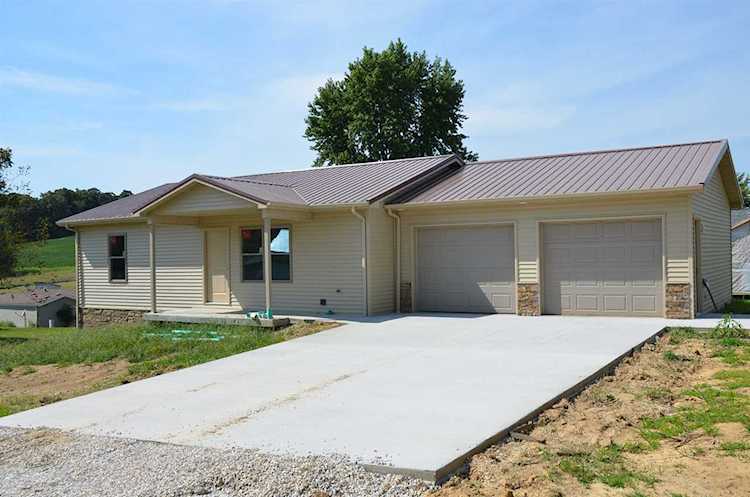 6691 E Bishop Street Celestine, IN 47521