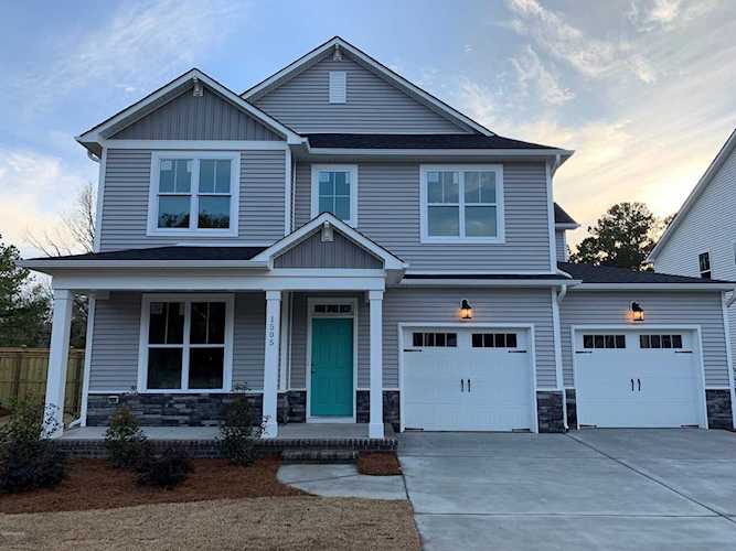 Home For Sale At 1505 Gatlin Way, Wilmington NC in Canby Oaks Photo 1