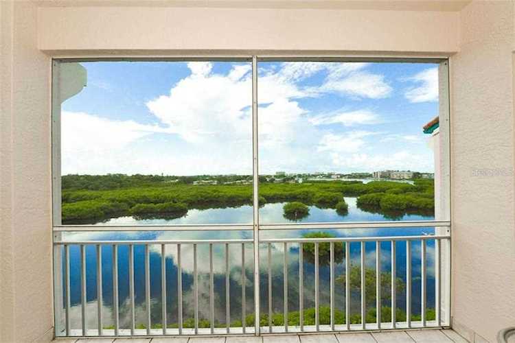 5440 Eagles Point Circle #401 Sarasota, FL 34231