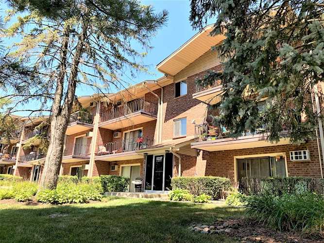 5337 Waterbury Way #406A, Crestwood, IL, 60418 located in the Waterbury Photo 1