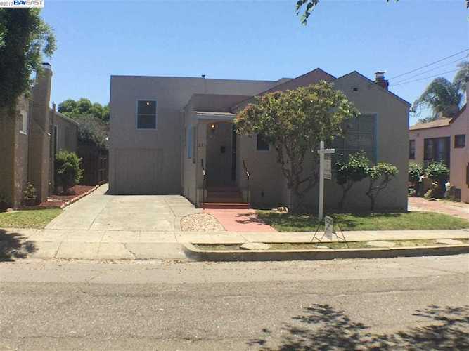 271 W Broadmoor Blvd San Leandro, CA 94577 | MLS 40870637 Photo 1