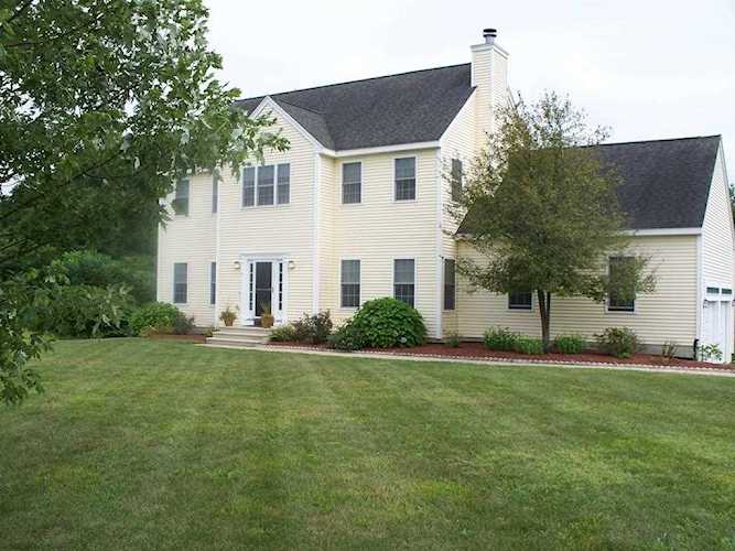 Hudson, 5 Elaine Circle, MA, home for sale Photo 1