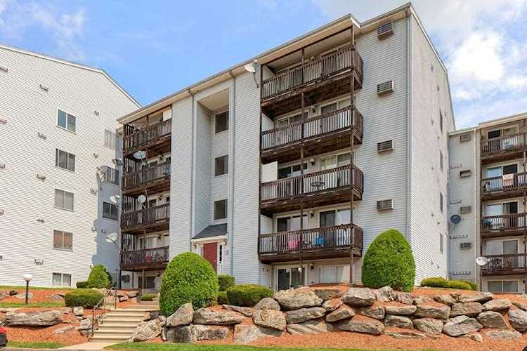 Wyndemere Heights Worcester, 11 Gibbs St #D54, MA, condo for sale Photo 1