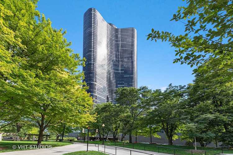 505 N Lake Shore Dr #1914-16, Chicago, IL, 60611 located in the Photo 1