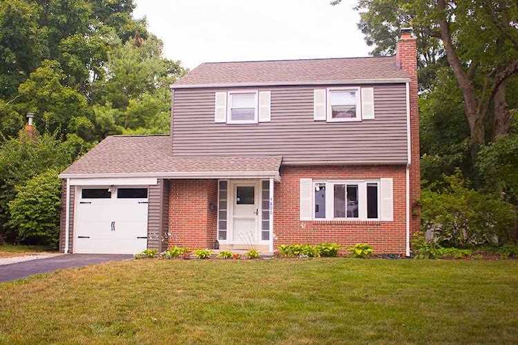 4896 Elks Drive Columbus, OH 43214 | MLS 219030478 Photo 1
