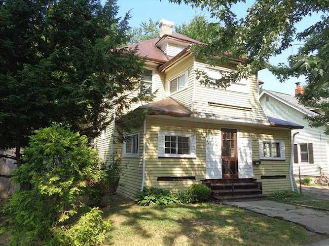 204 Massachusetts Ave Springfield, MA 01109 | MLS 72549582 Photo 1