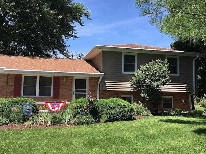 4004 W Sandpiper Court Muncie, IN 47304 | MLS 21661950 Photo 1