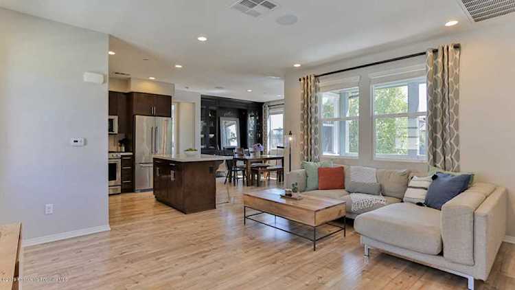 275 N Wilson Avenue #6, Pasadena, CA 91106 | MLS #819003797 Photo 1