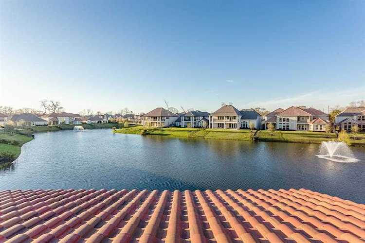 6310 Logan Creek Ln Sugar Land, TX 77479