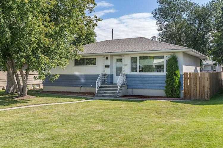 2620 38 Street SW, Calgary, AB for sale - MLS C4263618 Photo 1