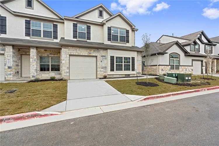 1414 Bichon Bnd Austin, TX 78748