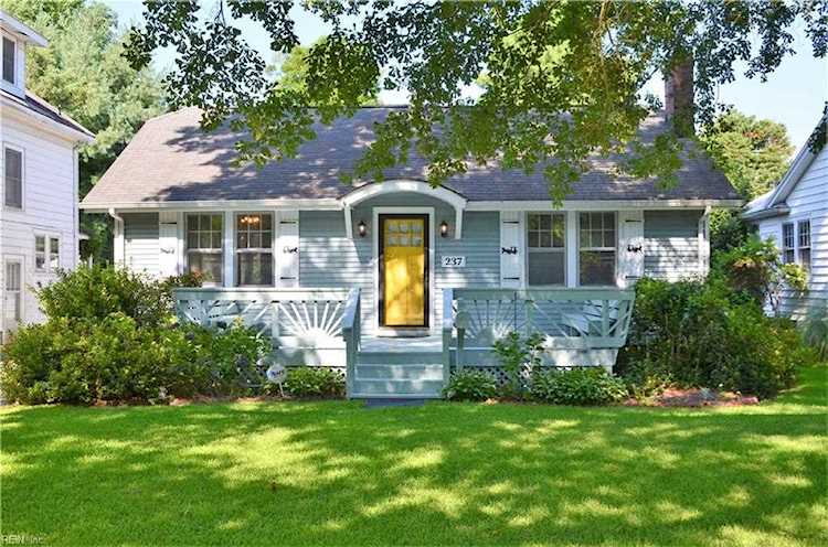 237 Raleigh Ave Hampton VA 23661 | MLS# 10275925 - TREG.com Photo 1
