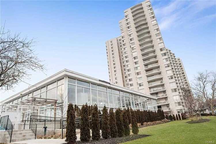 3333 Henry Hudson Parkway #23P Bronx, NY 10463