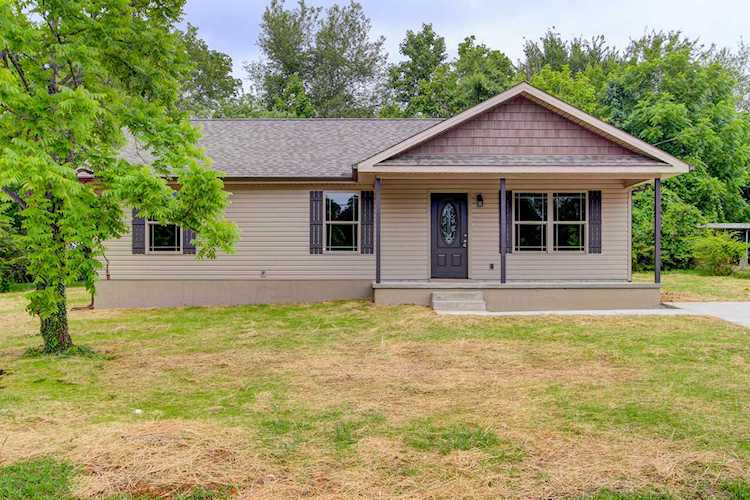 115 Warrior Circle Oak Ridge, TN 37830 | MLS 1083296 Photo 1